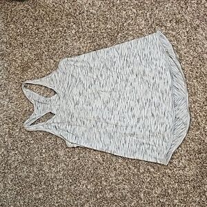 Lululemon essential tank